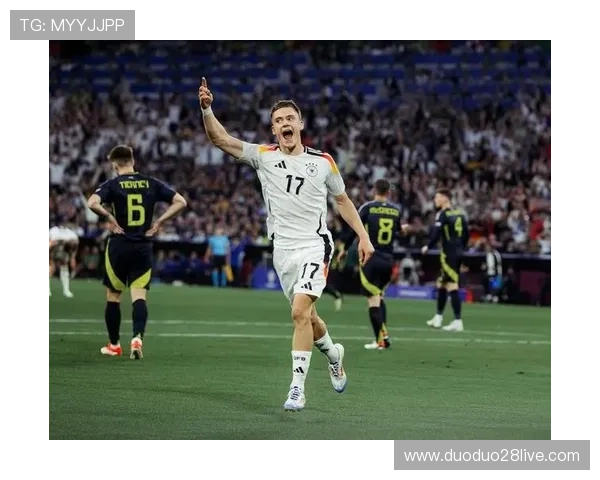 欧洲豪门争冠格局突变新星崛起引爆今夏足坛转会风云与战术革新讨论