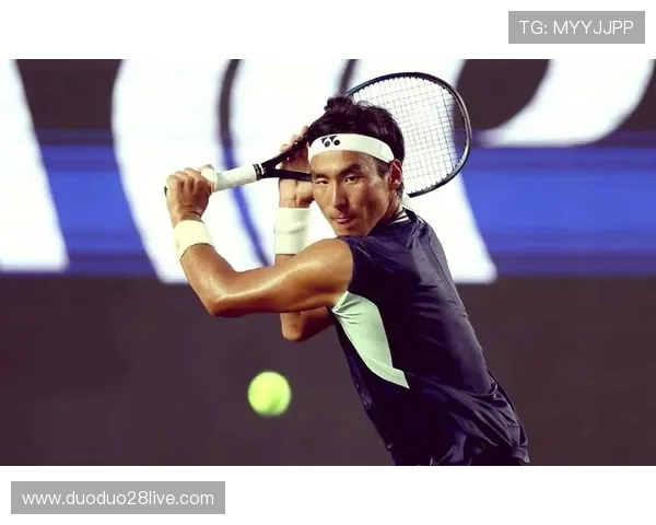 网球明星赛季精彩回顾：新星崛起与老将退役引发热议